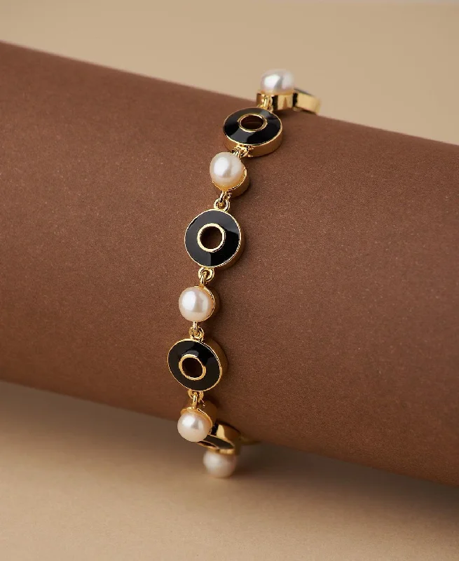 Luxury Diamond Bracelets-Fashionable Pearl Enamel Bracelet