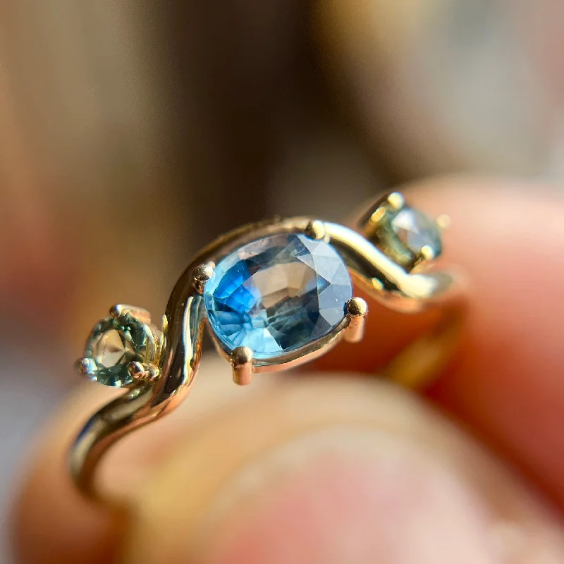 Simple Stacking Ring-Blue Sapphire Nouveau