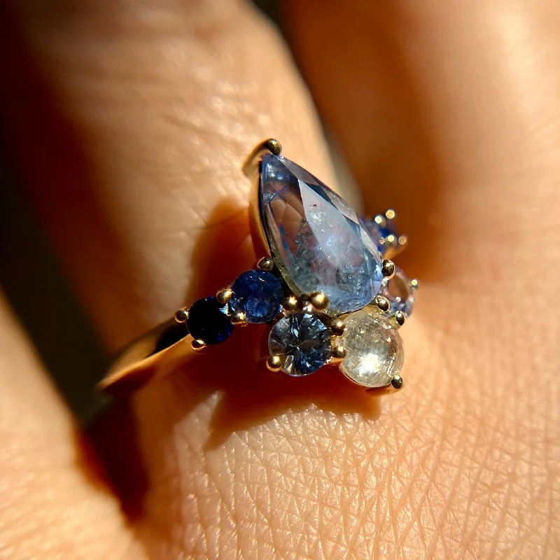 Classic Gold Ring with Diamonds-Sri Lankan Sapphire Nimue