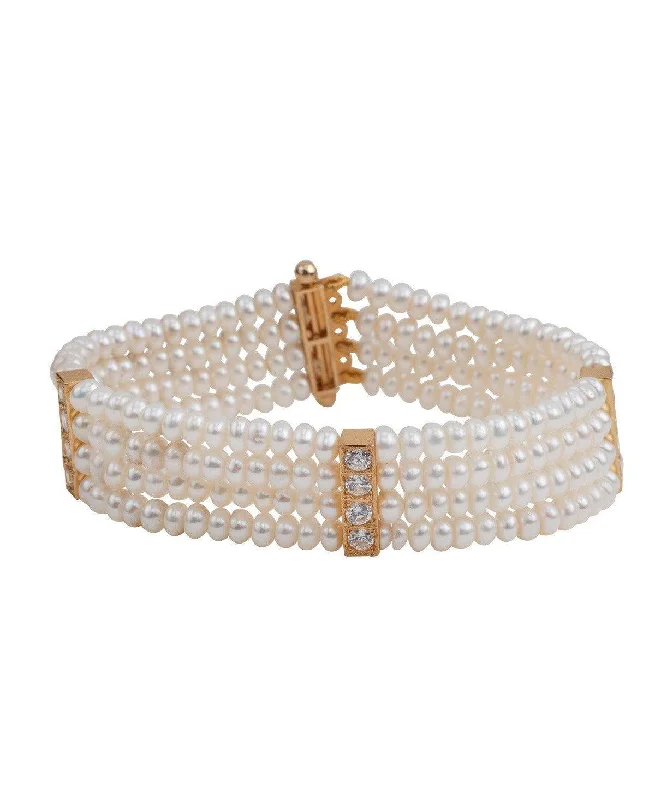 Gold Bracelets for Women-Fashionable Pearl Bracelet