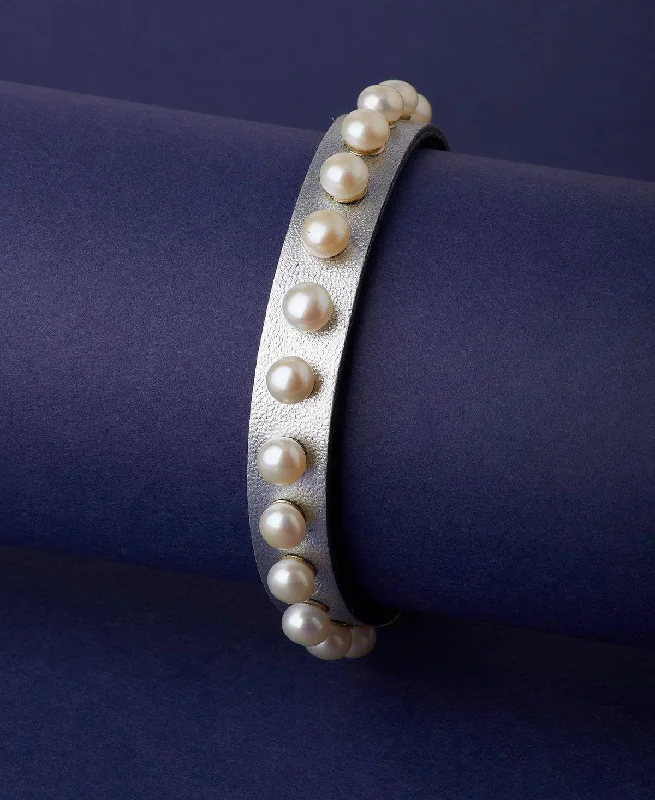 Trendy Beaded Bracelets-Fashionable Real Pearl Band Bracelet