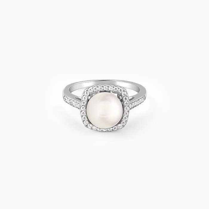 Heart Shaped Ring-Silver Pearl Stunner Ring