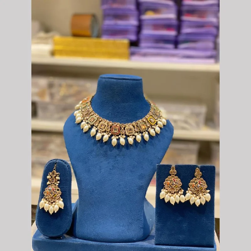 Lightweight Gold Necklace-Hira Collections Gold Plated Kundan Stone And Pearls Choker Necklace Set